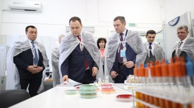 Головченко посетил Научно-практический центр НАН Беларуси по продовольствию