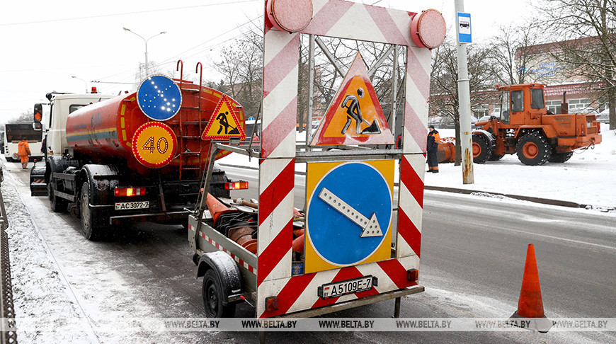 В Минске выполняют ямочный ремонт дорог