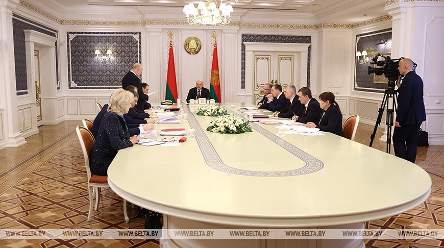 Планируемые изменения в банковской сфере стали темой совещания у Лукашенко