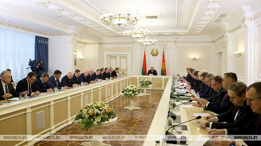 Лукашенко провел совещание по ценам