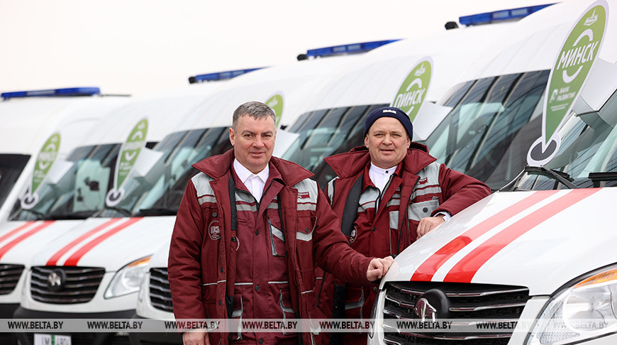 Учреждения здравоохранения Беларуси получили 12 автомобилей скорой помощи