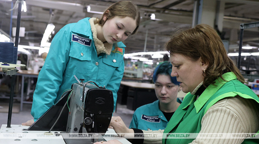 Фабрика ОАО "Моготекс" приняла первый в этом году производственный студенческий отряд "Праменчык"