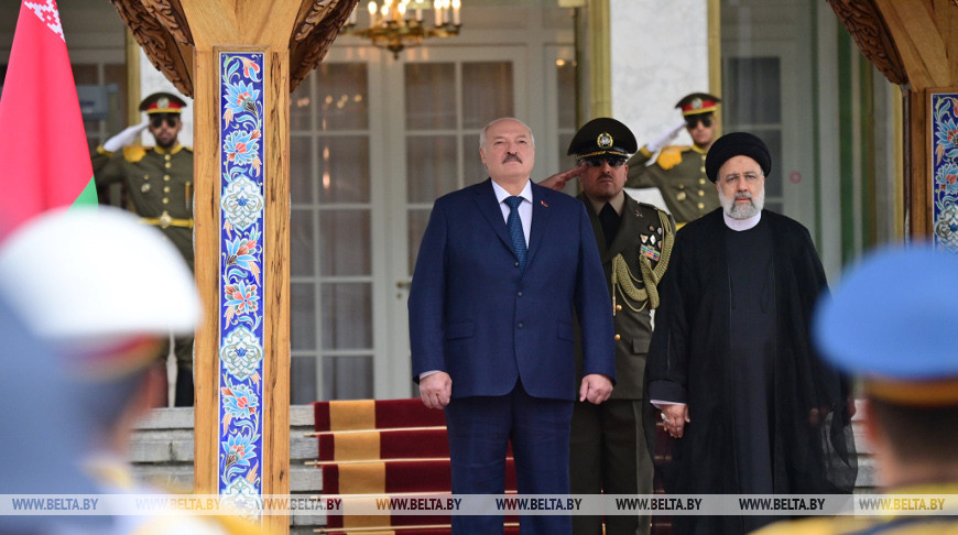 Церемония официальной встречи Александра Лукашенко прошла в резиденции Джомхури в Тегеране
