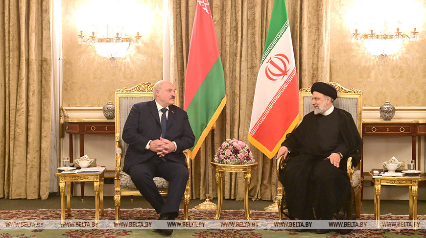 Переговоры Лукашенко и Раиси в узком составе прошли в Тегеране