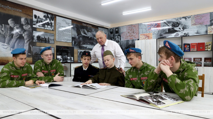 Теория и практика: в минской школе №223 занимаются военно-патриотическим воспитанием