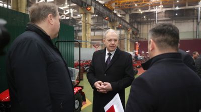 Сергеенко посетил Сморгонский агрегатный завод