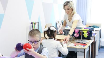 В школе Минска дарят особенным детям второй шанс на счастливое будущее