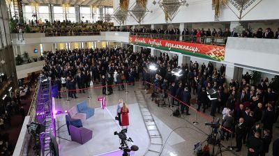 Свыше 2,5 тыс. человек принимают участие в мероприятии во Дворце Республики