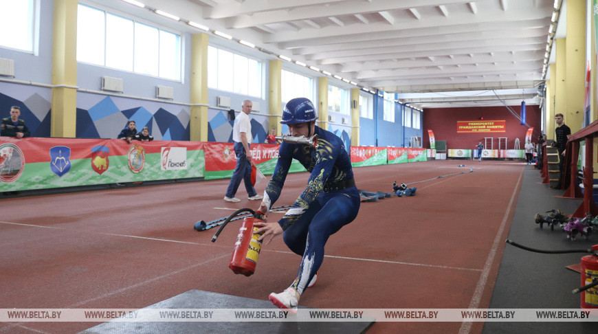 Турнир по пожарно-спасательному спорту проходит в Минске