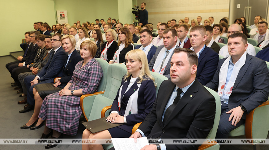 Председатель Белорусской партии "Белая Русь" встретился с коллективом ПО "Белоруснефть"