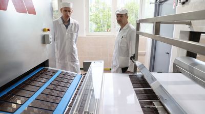 Новую линию по производству плиточного шоколада открыли на "Спартаке" в Гомеле