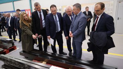 Головченко посетил Иркутский авиационный завод