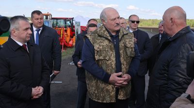 Лукашенко совершил рабочую поездку в Ветковский район