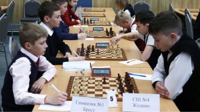 Соревнования по шахматам "Белая ладья" проходят в Минске