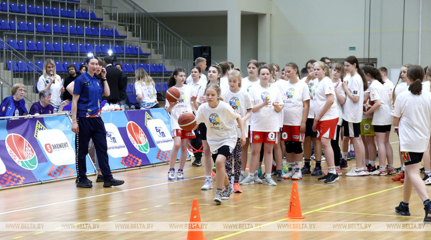 Конкурс баскетбольного мастерства "Шаг в будущее" проходит в Минске