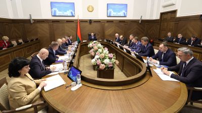 Головченко провел совещание об активизации экспортных поставок товаров и услуг в Россию