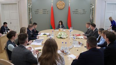 Кочанова провела встречу с членами бюро ЦК БРСМ и Президиума Молодежного совета