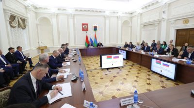 Головченко провел встречу с главой Республики Карелия