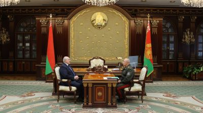 Лукашенко принял с докладом начальника Службы безопасности Президента