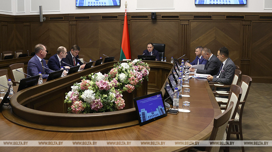 Головченко провел совещание о развитии тепличного хозяйства