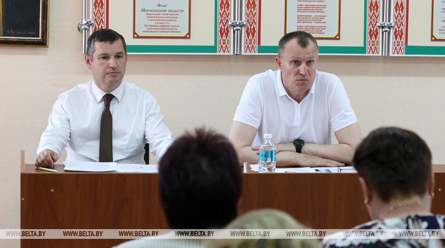 Исаченко провел встречу с руководителями районных медучреждений