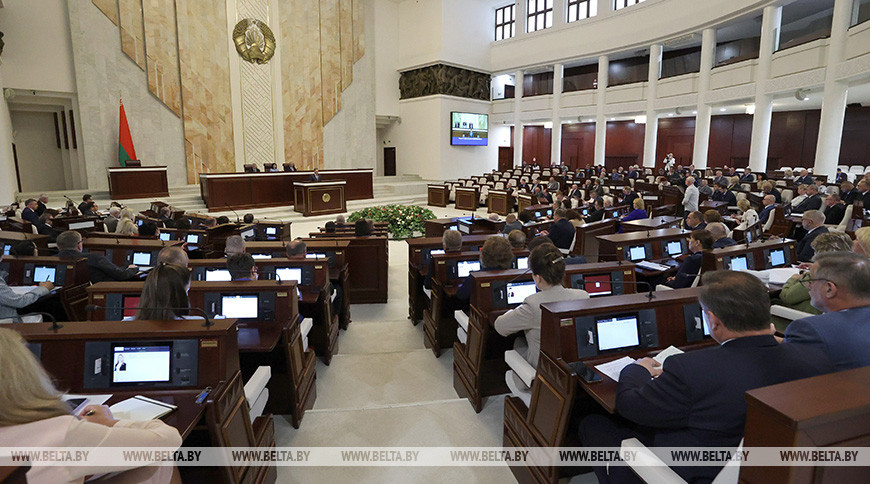 В Минске состоялось совместное заседание двух палат парламента