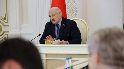Лукашенко провел совещание с руководством Совета Министров