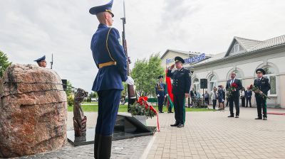 Памятный знак жертвам геноцида открыли на станции Барановичи-Центральные