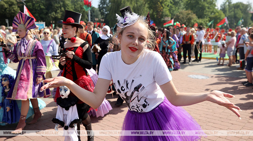 Жители Гродно празднуют День Независимости Республики Беларусь