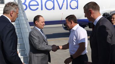 Правительственная делегация во главе с премьер-министром Беларуси прилетела в Екатеринбург
