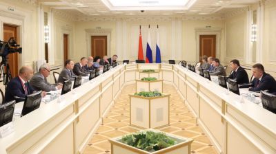 Роман Головченко провел встречу с губернатором Свердловской области Евгением Куйвашевым