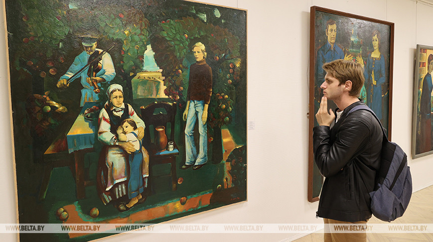 Выставка к 100-летию Леонида Щемелева открылась в Витебске