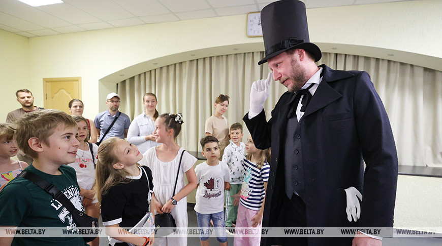 День открытых дверей по случаю 85-летия провел Белорусский государственный театр кукол