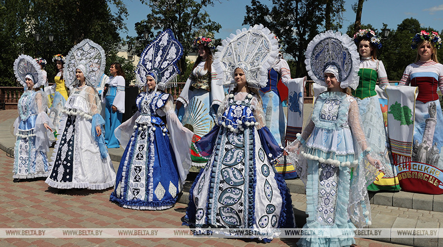 IV Открытый областной праздник-конкурс "Модный дивертисмент" прошел в Витебске