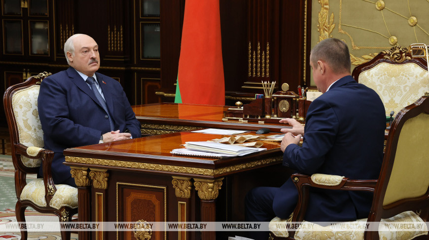 Ситуация на полях и кадровый вопрос. Лукашенко принял с докладом вице-премьера Зайца