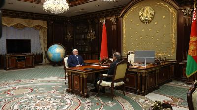 Александр Лукашенко встретился с постоянным представителем Беларуси в ООН Валентином Рыбаковым