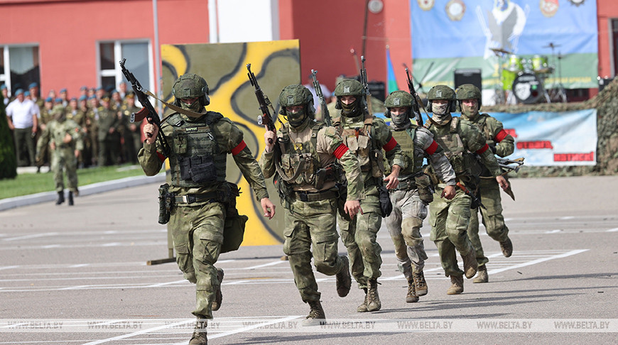 День десантников и сил специальных операций отметили в Витебске
