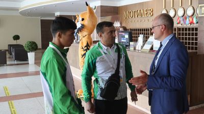 Первую иностранную делегацию спортсменов на II Игры стран СНГ встретили в Могилеве