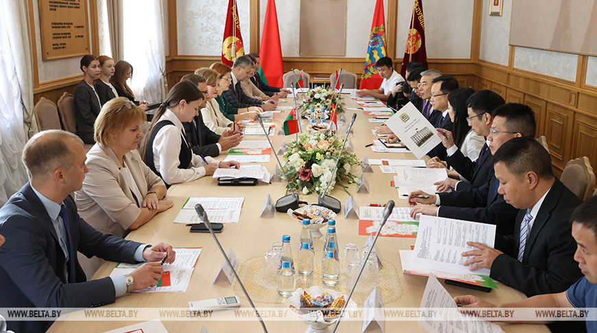 Минская область и Чунцин подписали дорожную карту сотрудничества