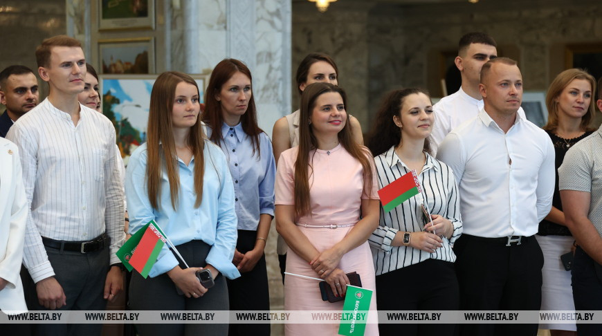 Во Дворце Независимости состоялась экскурсия для молодежного актива "Белоруснефти"