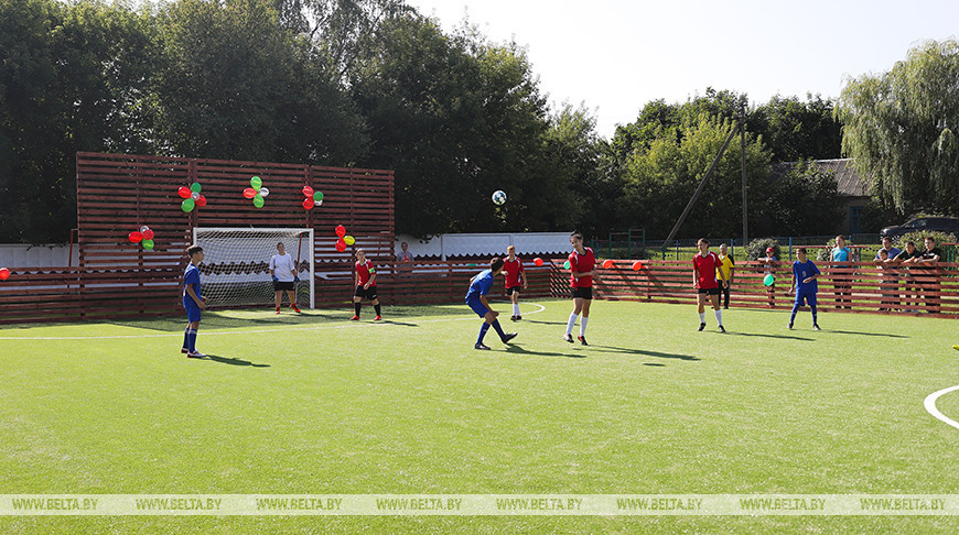 Площадку для игры в мини-футбол открыли в Городище Барановичского района