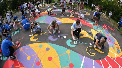 Художественный интерактив для детей провели в первый день фестиваля "Вытокі" в Борисове