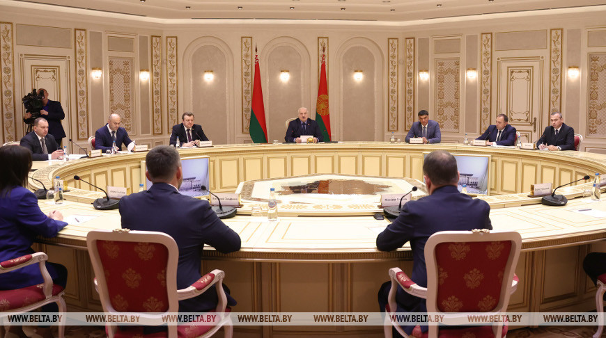 Лукашенко встретился с главой Тамбовской области России