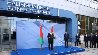 Лукашенко в День знаний посетил Национальный детский технопарк