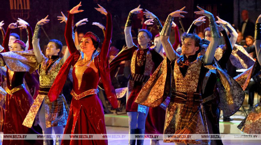 Концертную программу для участников белорусско-узбекского форума представили в Большом театре