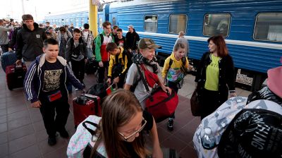 Группа детей Донбасса приехала на отдых в Беларусь