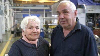 Жизнь посвятили родному заводу: трудовой стаж семьи Полины Суховаровой составляет более 500 лет