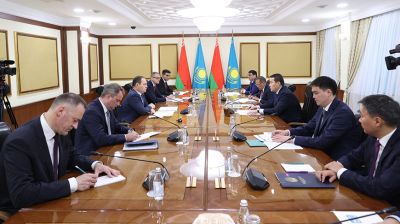Головченко встретился премьер-министром Казахстана