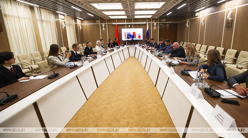 Молодые парламентарии Беларуси и России встретились в Бресте