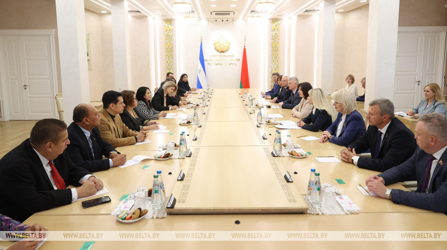 Кочанова провела встречу с парламентской делегацией Никарагуа